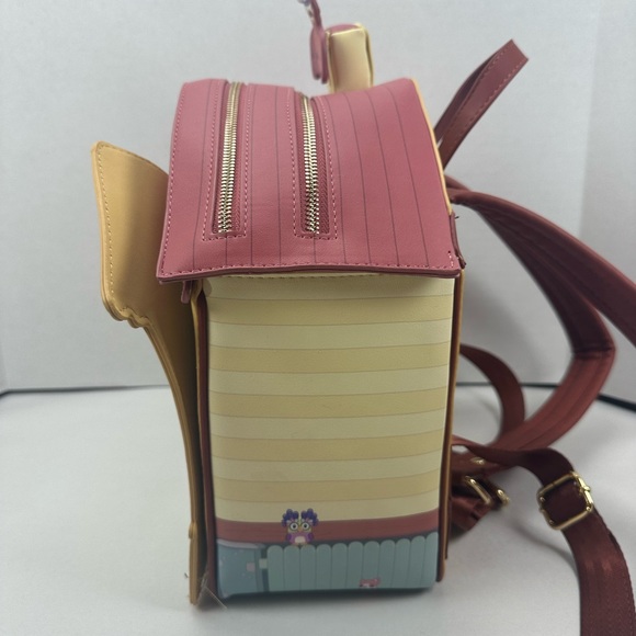 Bioworld Bluey Heeler House Figural Mini Backpack - BoxLunch Exclusive - Picture 13 of 14